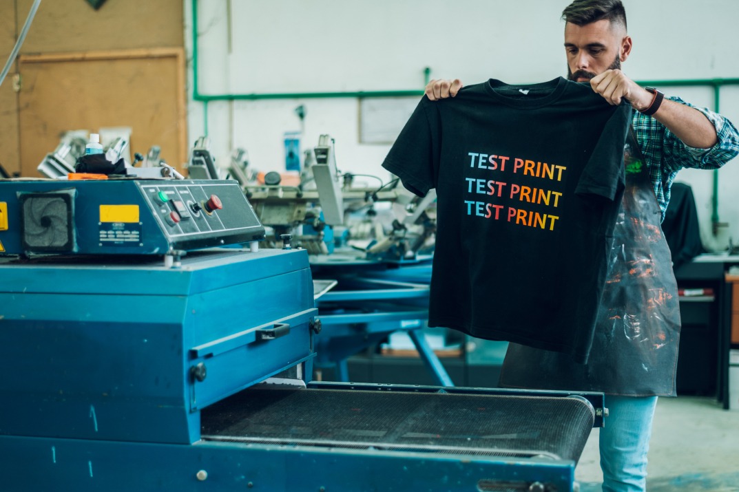 The Resurgence of Oversized T-Shirts